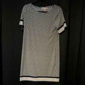 Elegant Black and White Patterned Dress